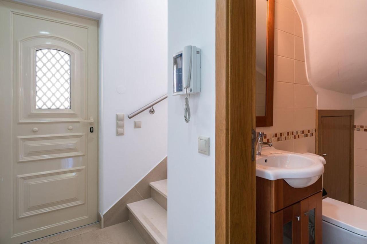 Cantinho - Superb Townhouse For 6 Persons At Galé * Albufeira